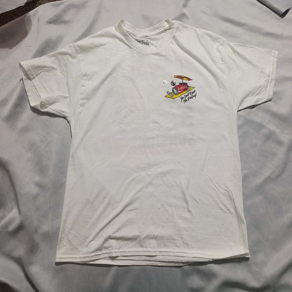 Coca-Cola Graphic T-Shirt Size L White Ice Cold Sunshine